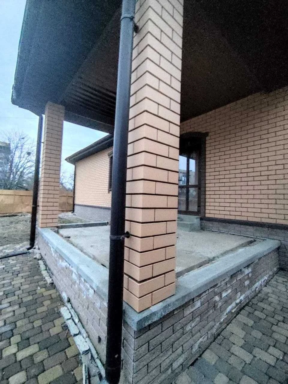 продам дом- новострой Чугуев