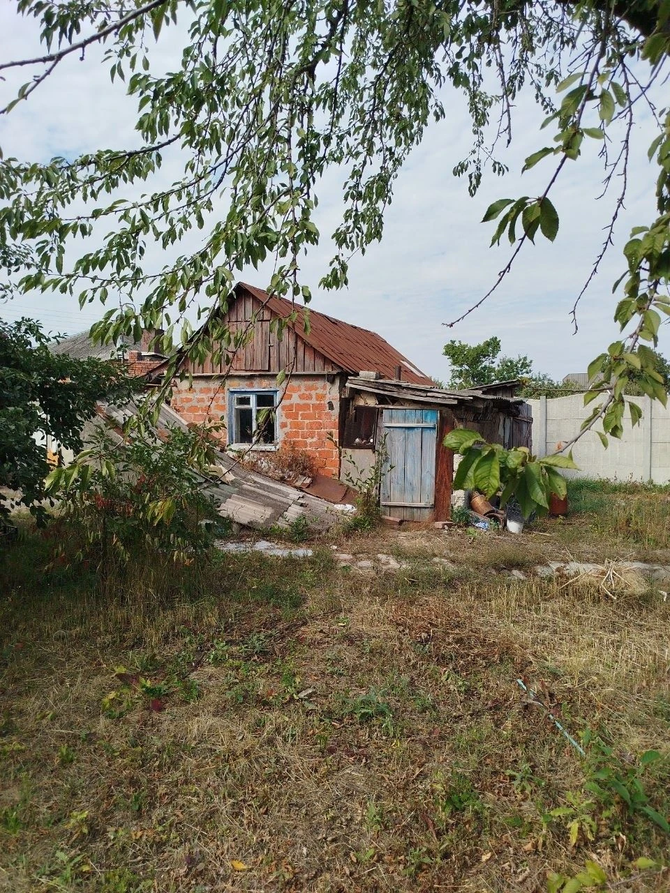 Продам затишний будинок в центрі міста Чугуїв