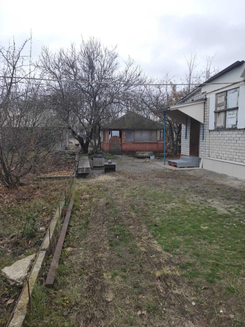 Дом с удобствами новой постройки