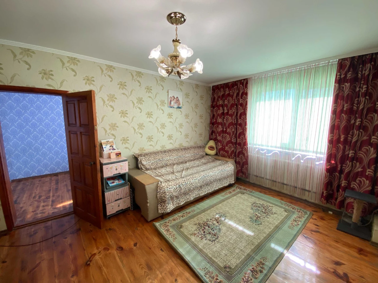 Продам дом в центре Чугуева, тихое место.