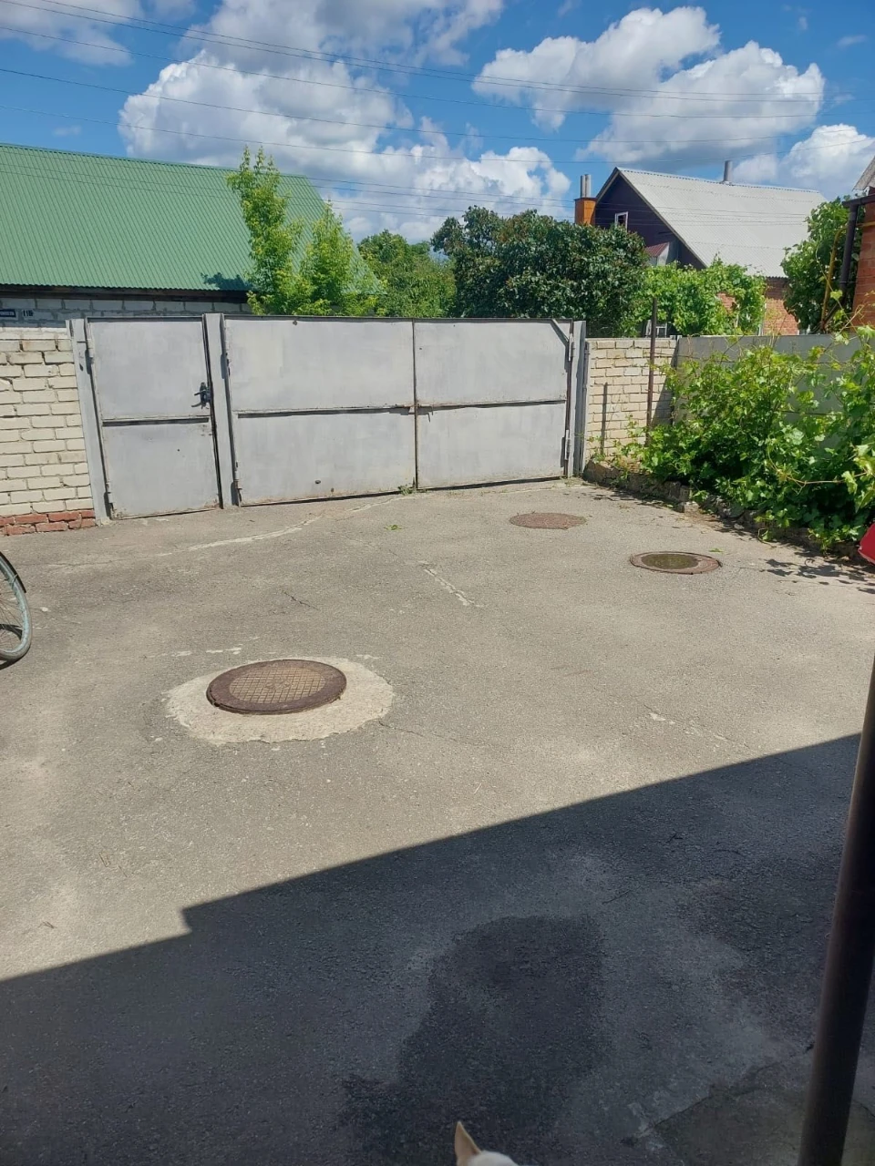 Продаем крепкий хозяйский дом в Чугуеве