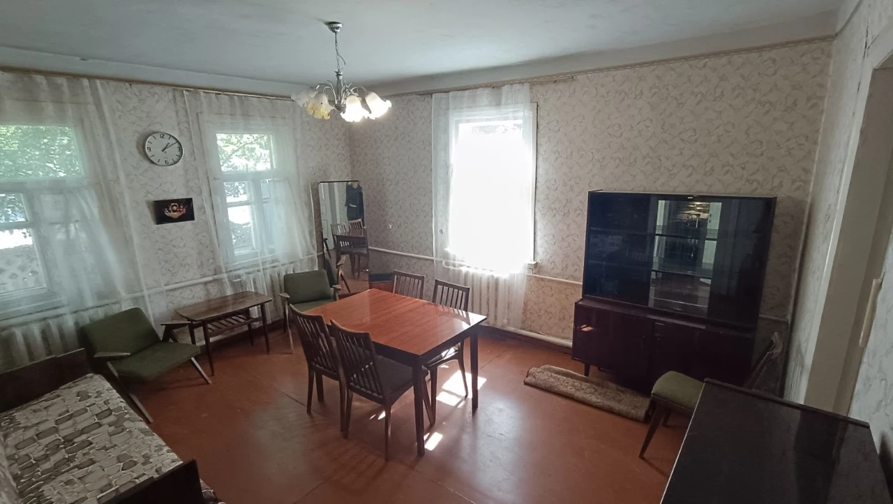 Продаж будинку в центрі Чугуєва