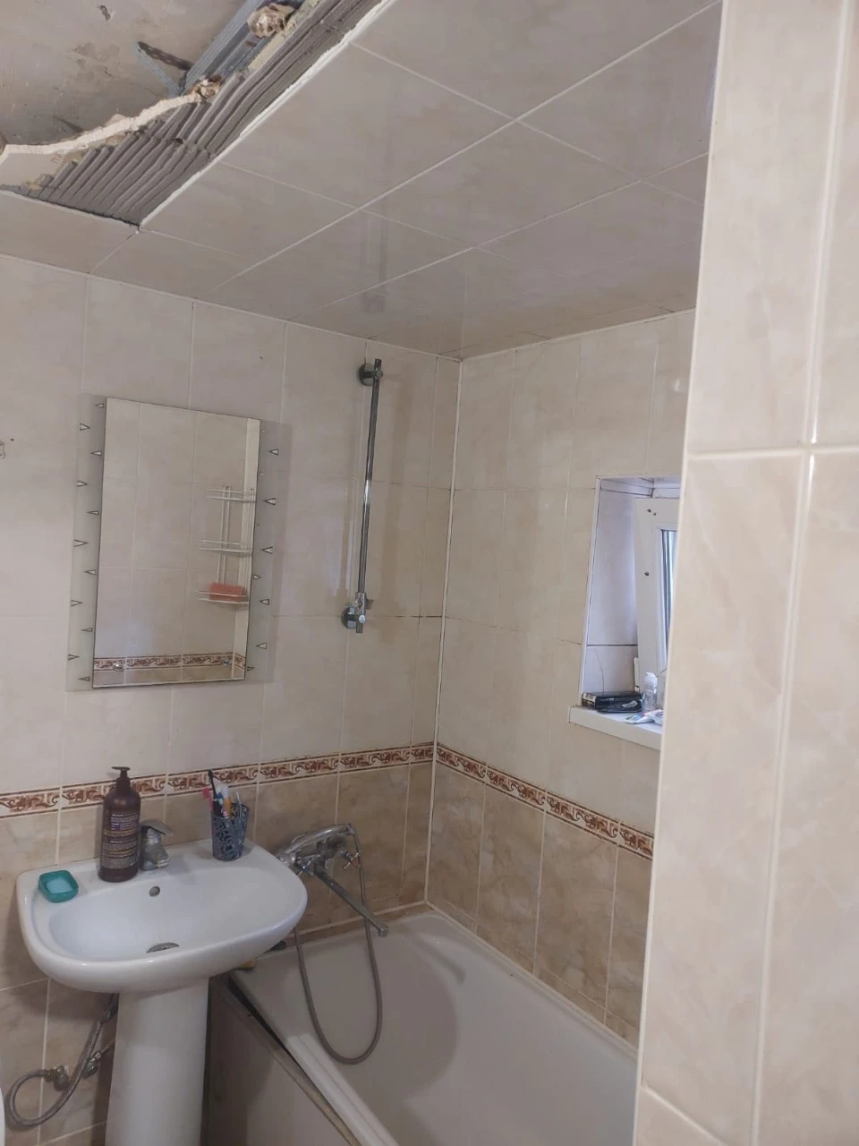Продаем крепкий хозяйский дом в Чугуеве