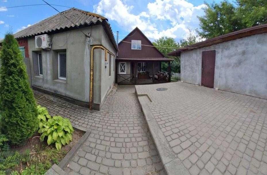 Продается уютная половина дома с отдельным входом в Чугуеве