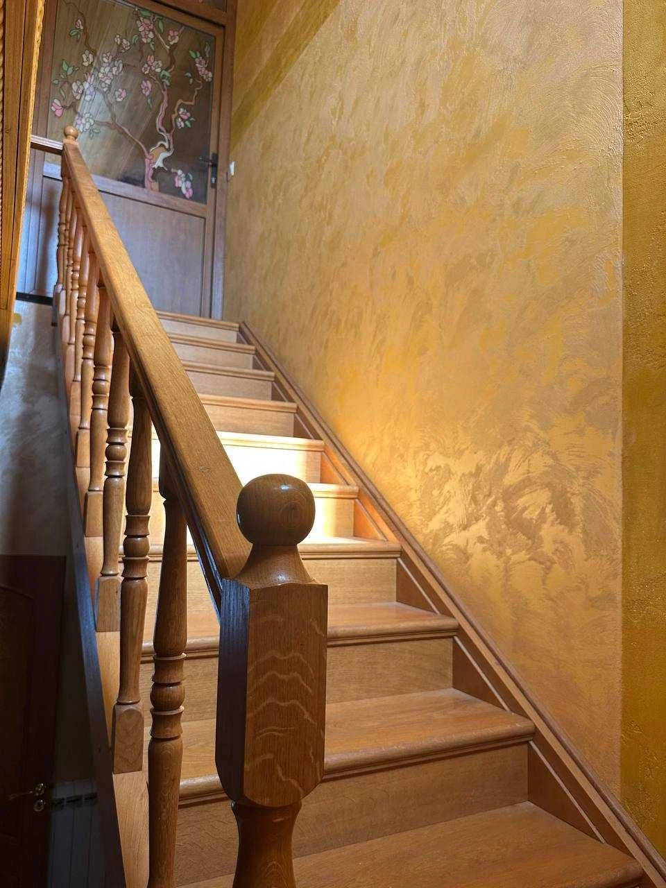 Продається будинок 217 м² з гаражем та садом — м. Волочиськ,