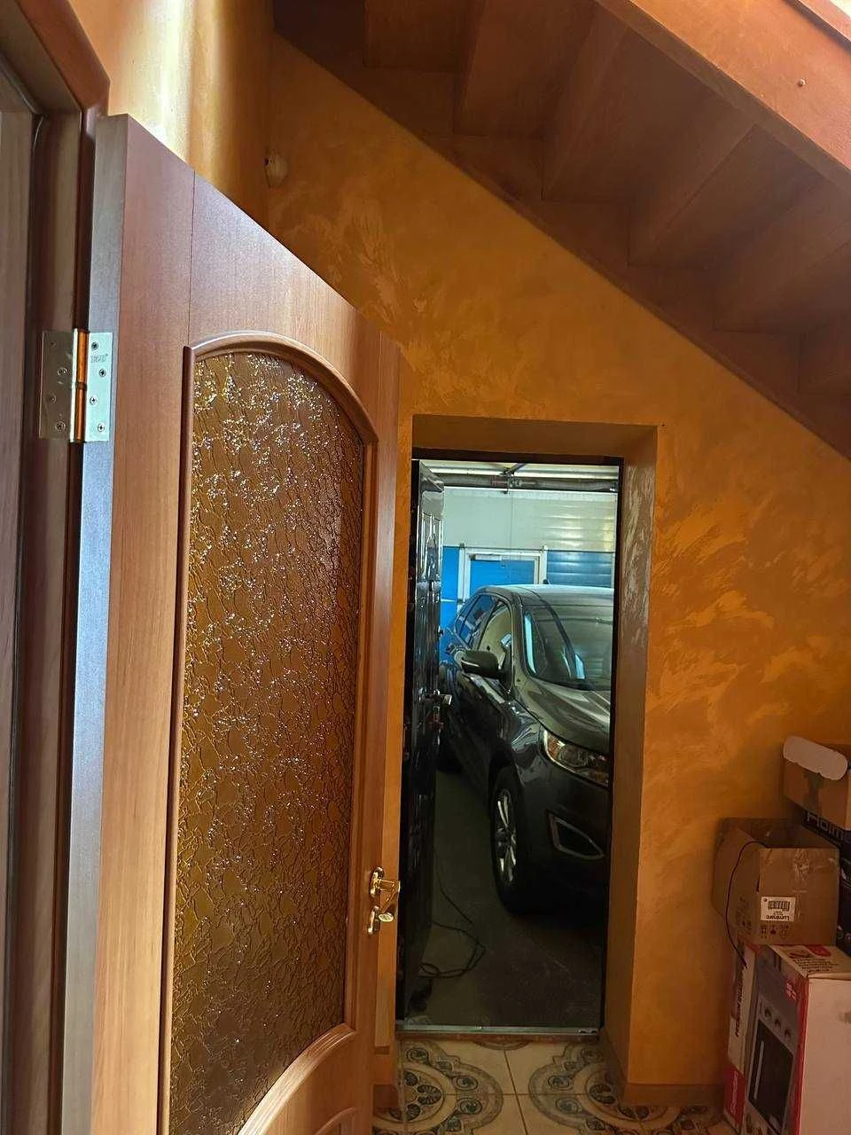 Продається будинок 217 м² з гаражем та садом — м. Волочиськ,