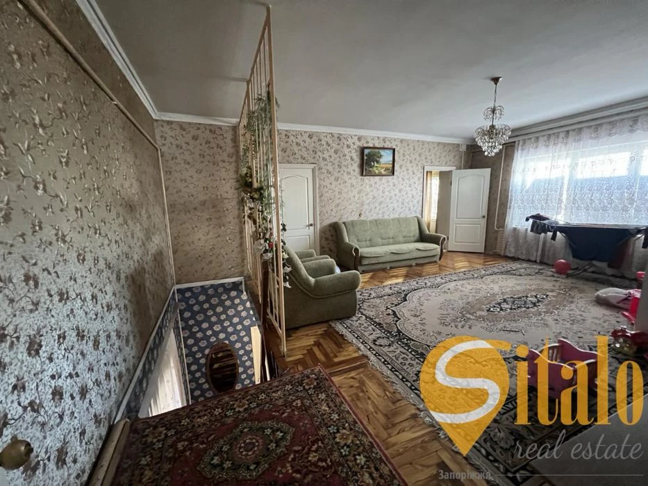 House for sale in Verkhnya Khortytsia