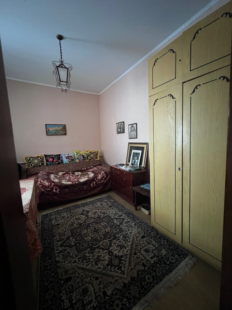 Продам власний будинок , готовий до життя , з меблями.