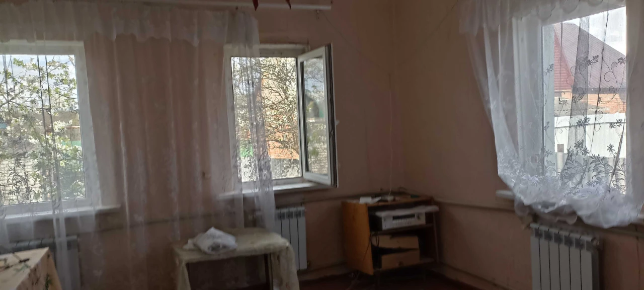 Продам добротный крепкий дом в Чугуеве