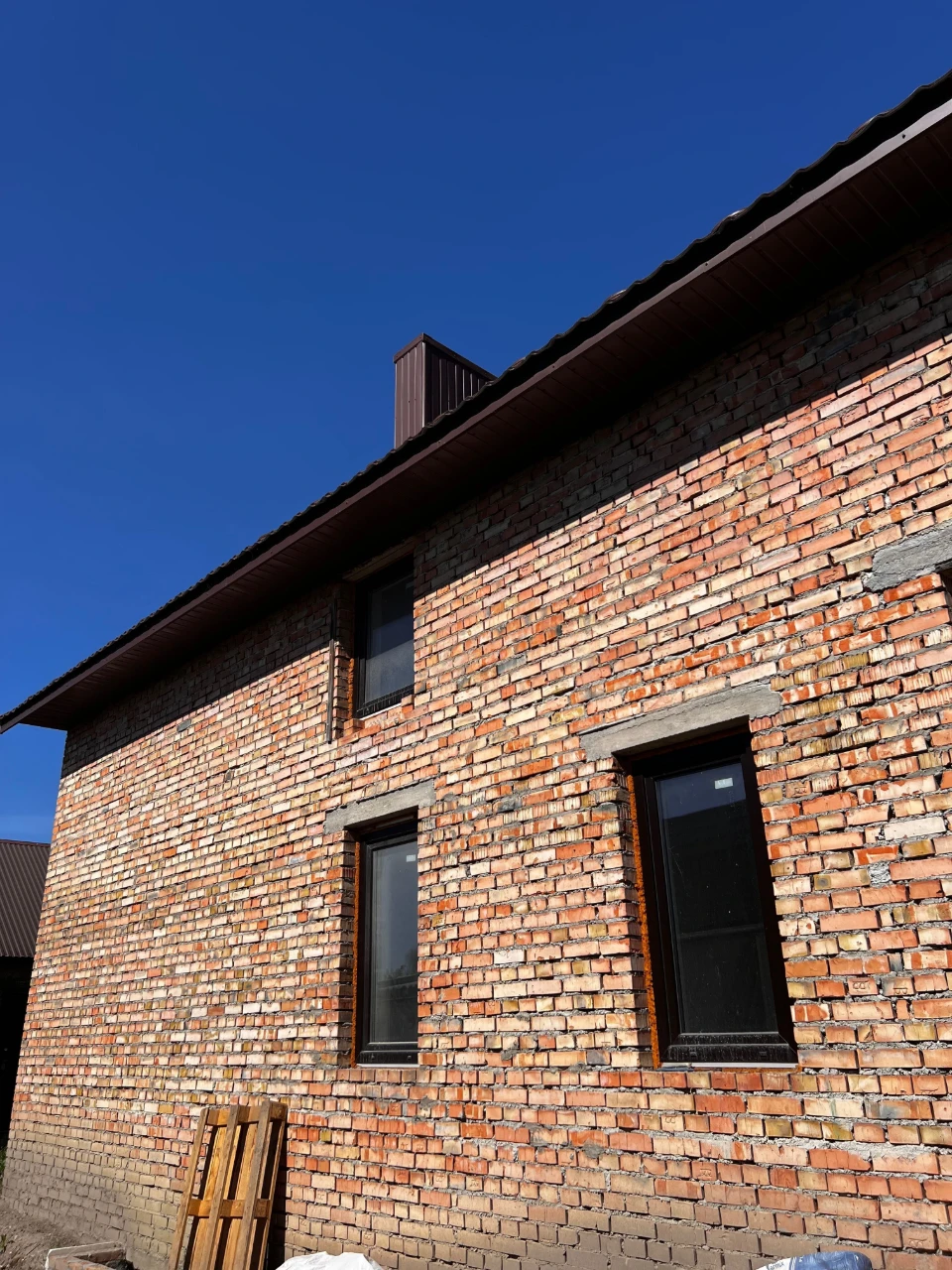 Затишний  сімейний будинок 281 м² .