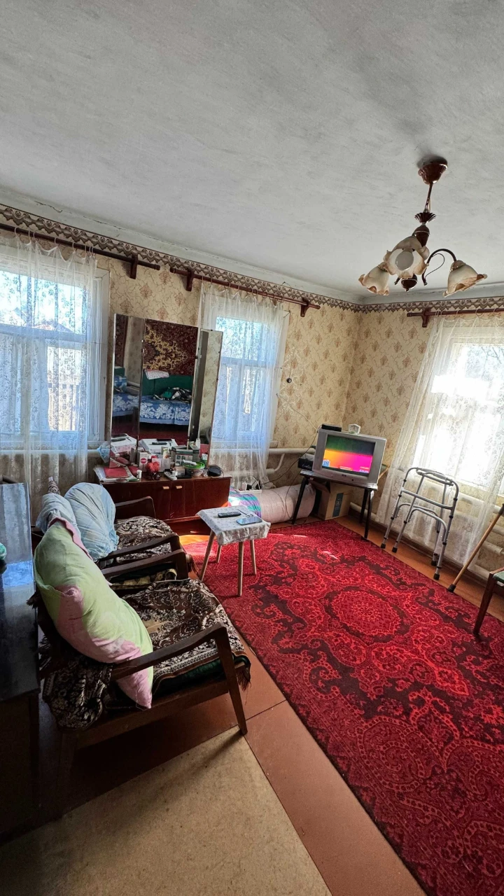 Продам дом в Чугуеве. общ.пл 62 кв.м