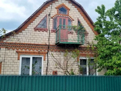 Будинок. Деражня, Богдана Хмельницького