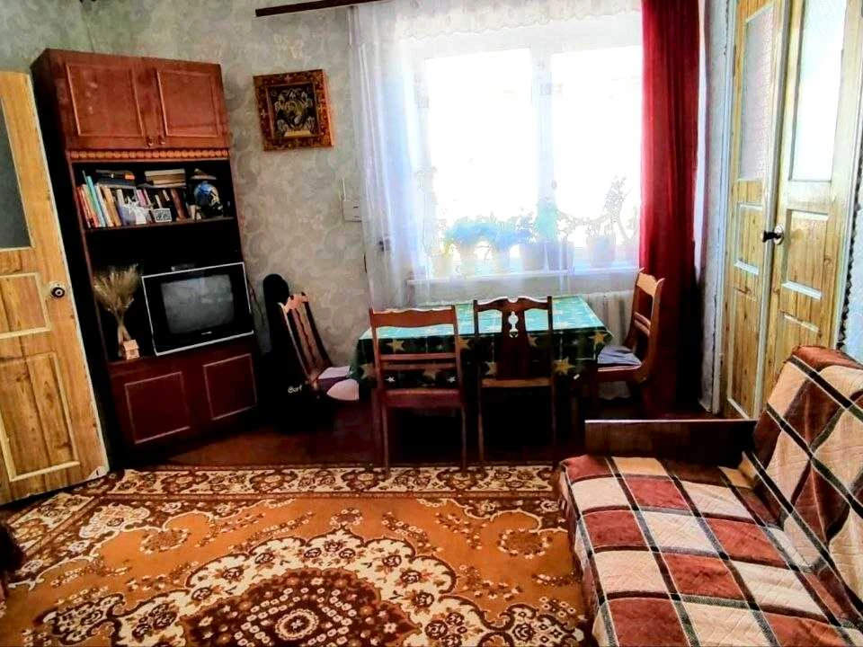 Будинок. Деражня, Богдана Хмельницького