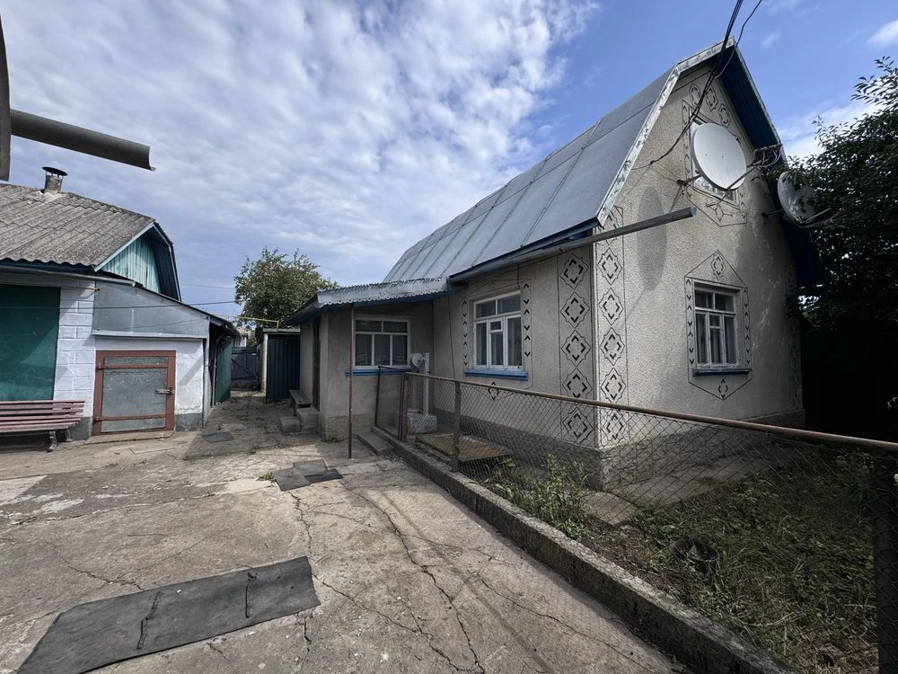 Продам будинок, м.Городок