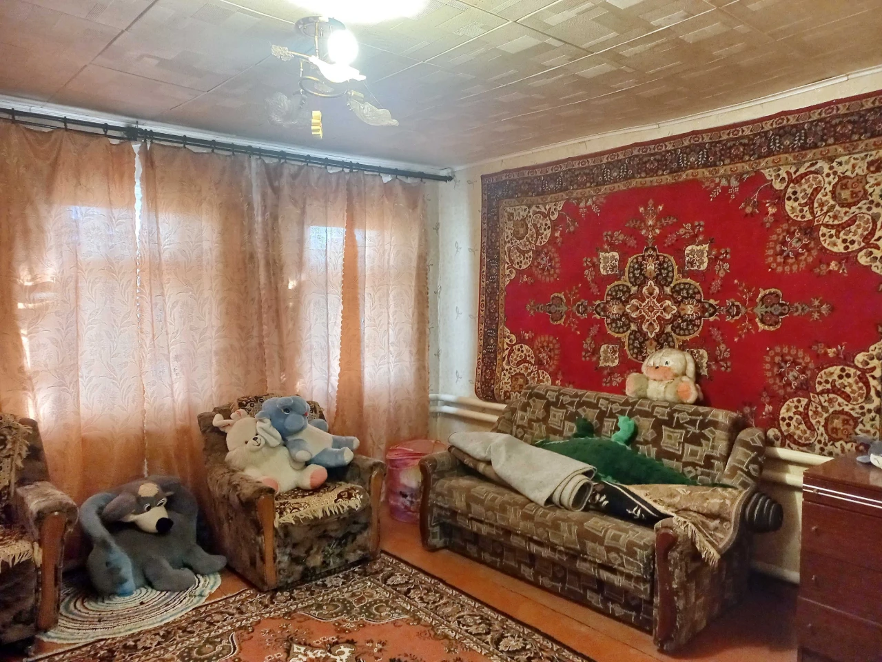 Продам дом с гаражом в Чугуеве (Башкировка)