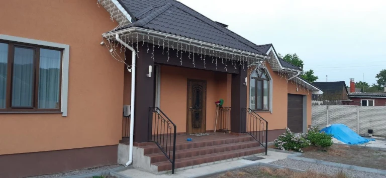 Сучасний будинок з новим ремонтом, 124 м², 12 соток в Чугуєв
