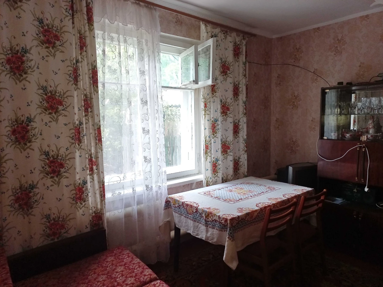 Продам часть дома с гаражом, статус квартиры