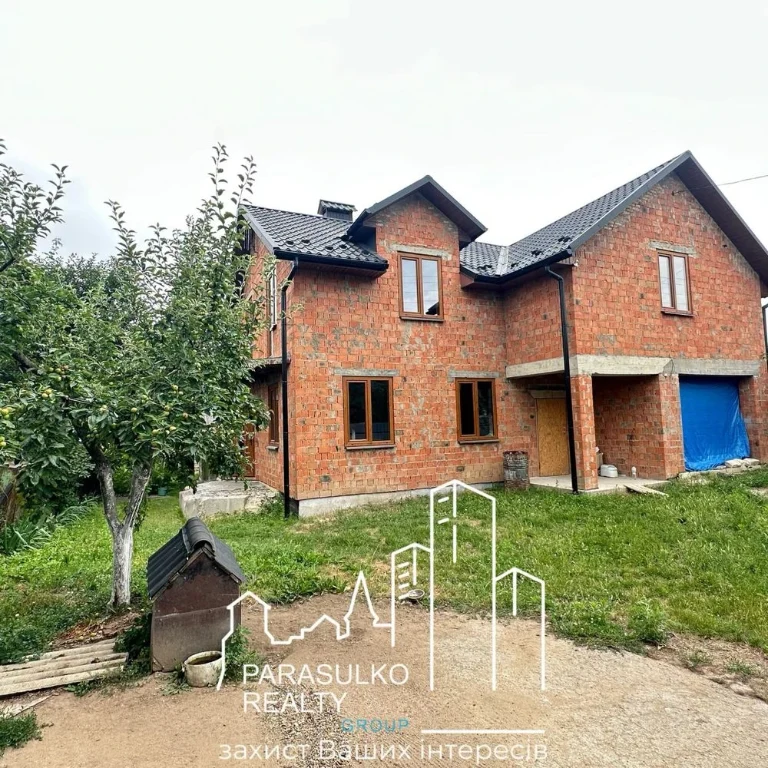 Продам новозбудований будинок в районі Смірнова