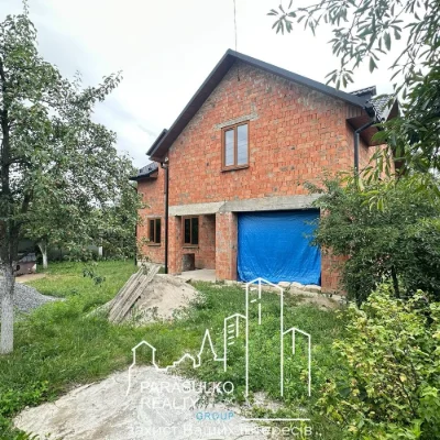 Продам новозбудований будинок в районі Смірнова