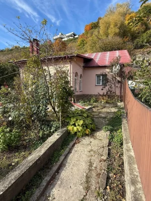 Продається затишний 4-кімнатний будинок