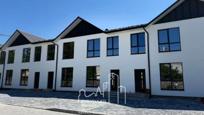 Продам неймовірний таунхаус в класному районі міста