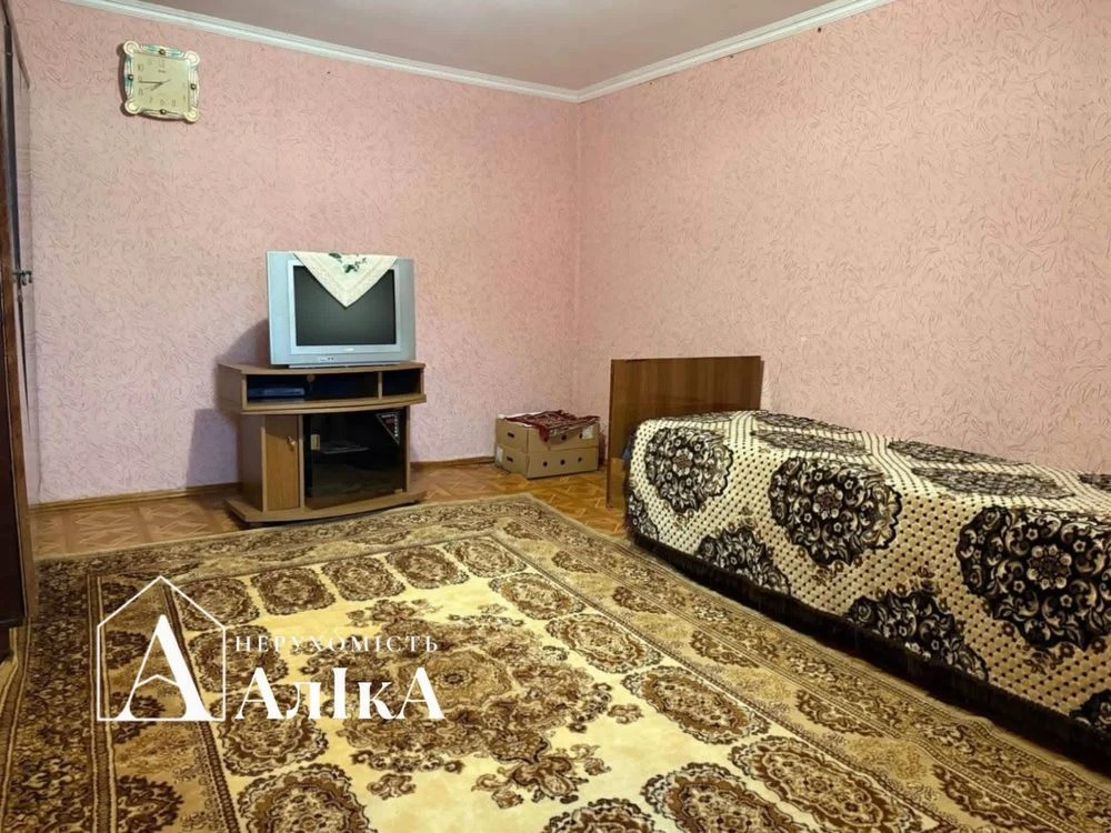 В продажі частина будинку
