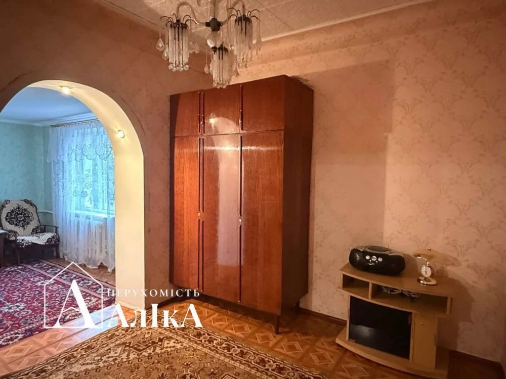 В продажі частина будинку