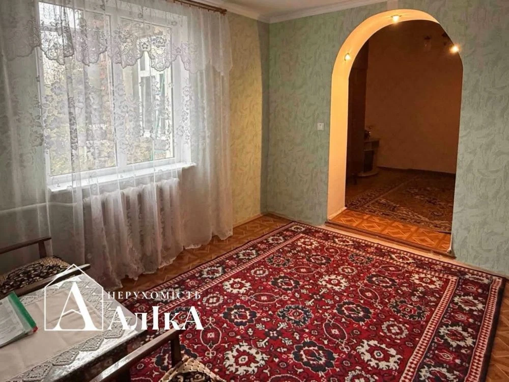 В продажі частина будинку