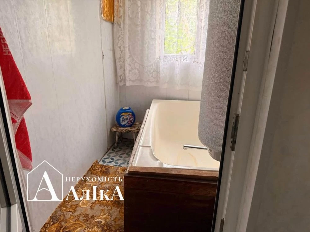 В продажі частина будинку