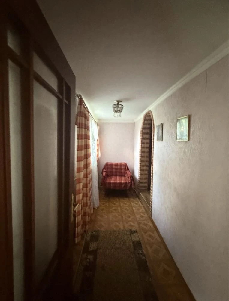 Продається  частина будинку.