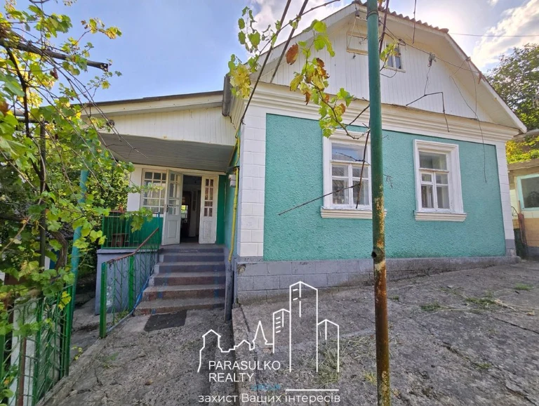 Продам будинок в житловому стані!