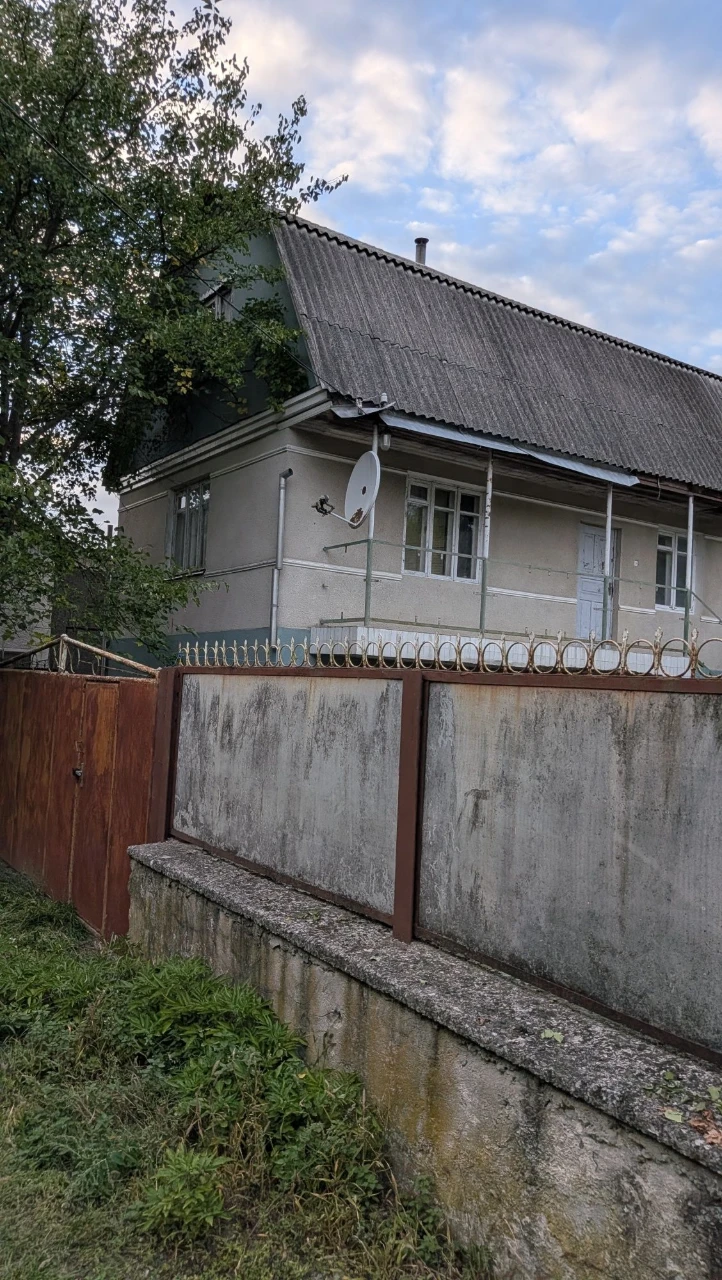 Продам будинок в селі