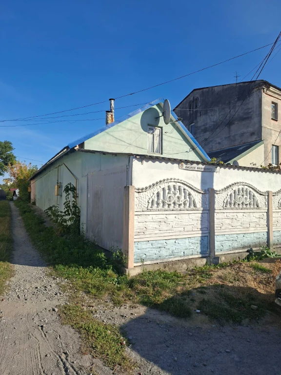 Продаж частини будинку