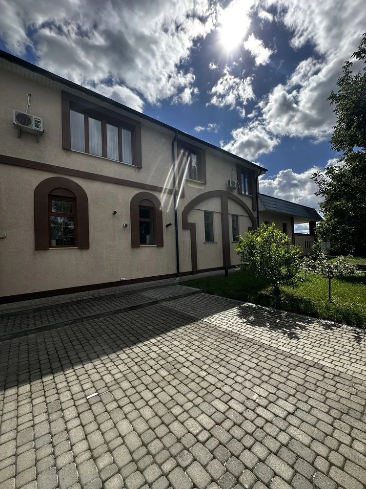 Продам прибутковий  бізнес з шикарним будинком