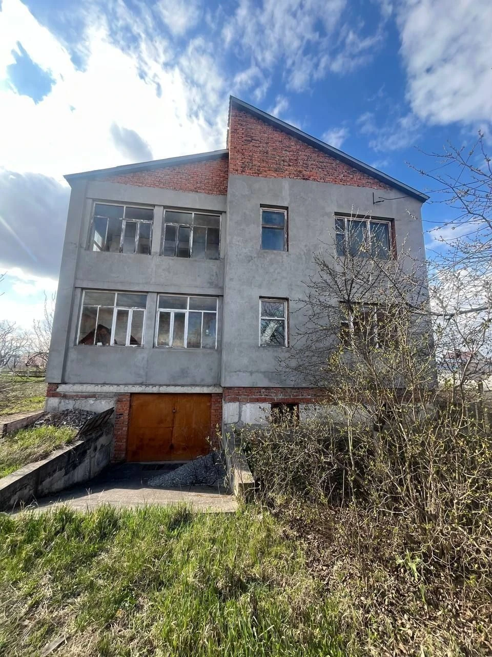 Продам будинок в місті