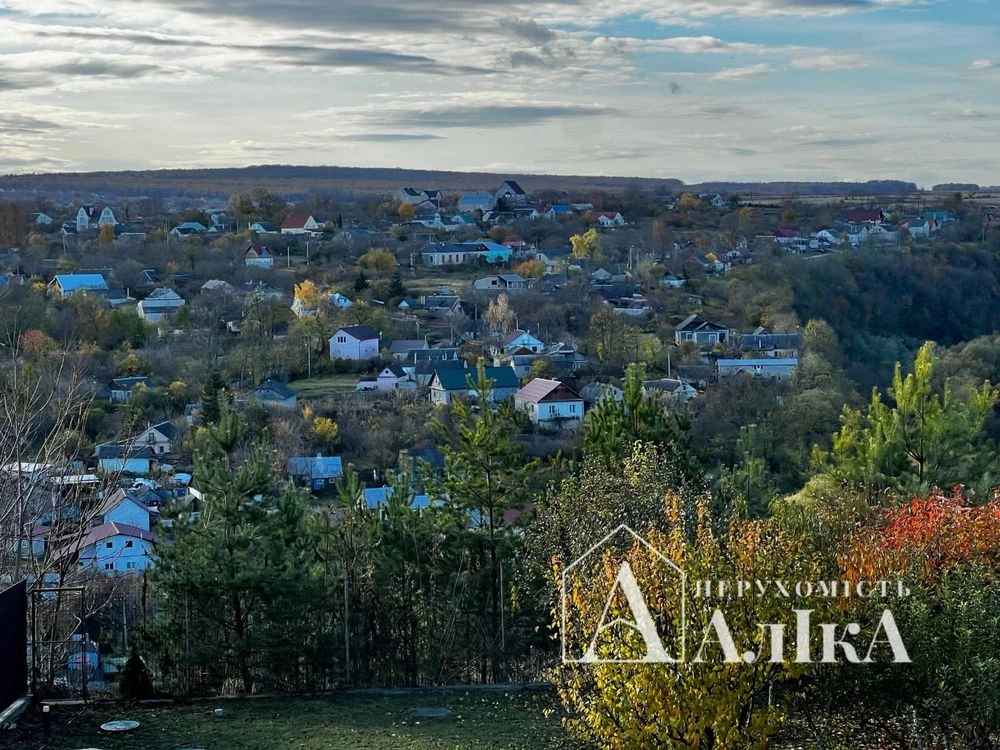 Продам будинок мрії з басейном та неймовірним видом на каньй