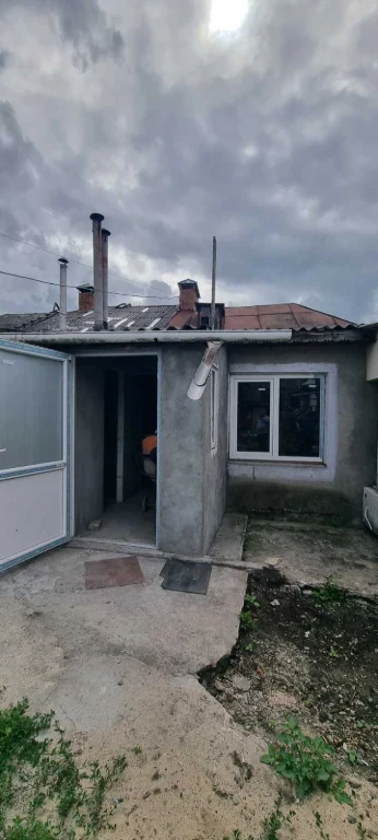 Продається частина будинку. Польські фільварки.
