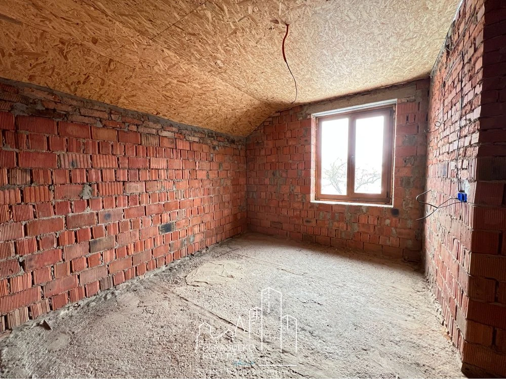 Продам новозбудований будинок на Смірново!