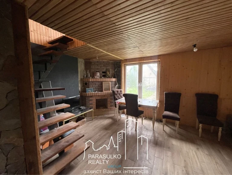 Продам гарну дачу біля річки Дністр