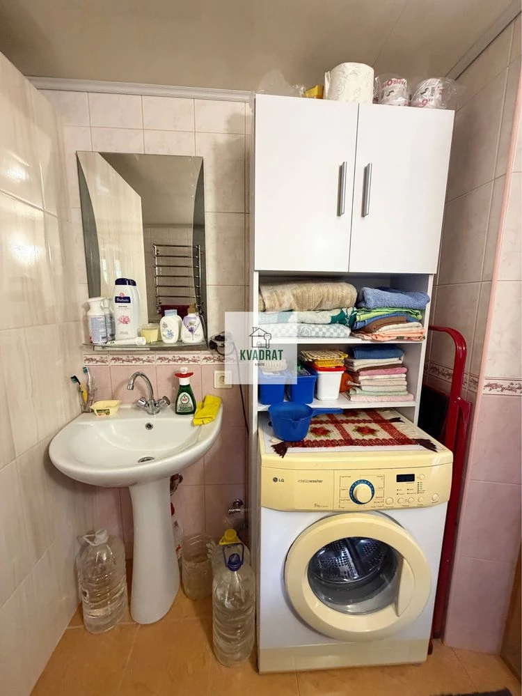 Продам готовий для життя будинок з гаражем, 20 соток привати