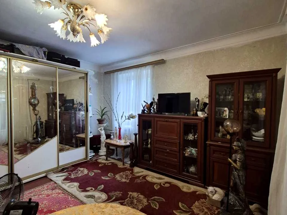 Квартира. Запорожье, Тополина ул.
