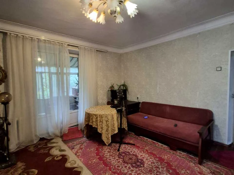 Квартира. Запорожье, Тополина ул.