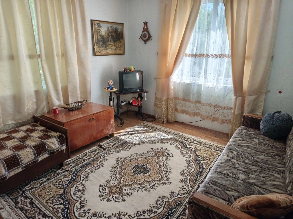 Продам дачу в закритому кооперативі