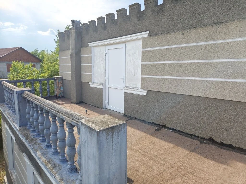 Продам дачу в закритому кооперативі