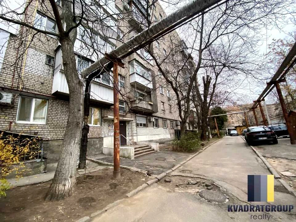 Квартира. Днепр, просп. (Гагарина)
