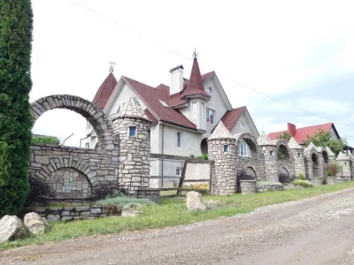 Продам розкішний будинок Жовтневе