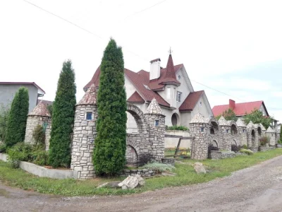 Продам розкішний будинок Жовтневе