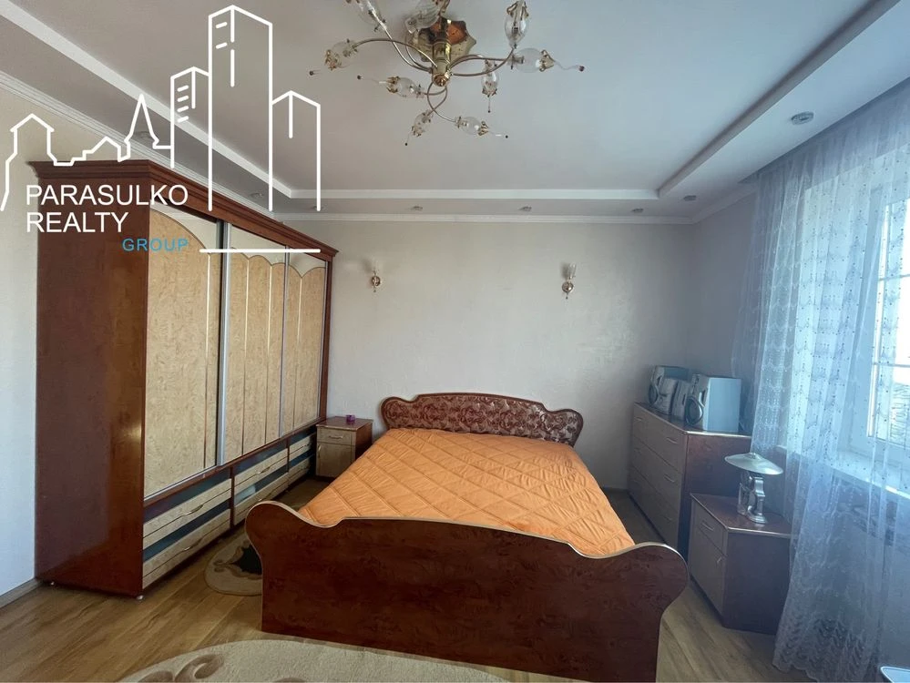 Продам розкішний будинок Жовтневе