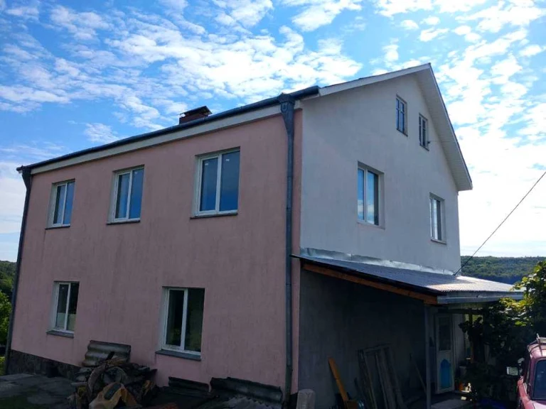 Будинок. Красилів, Центральна вул.