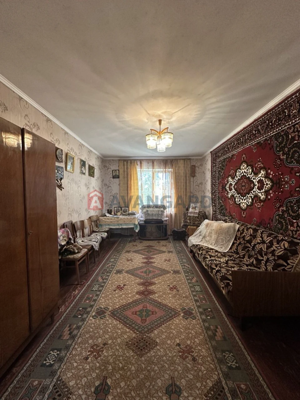 Чудовий будинок + гараж + пасіка + ділянка 6 сот.